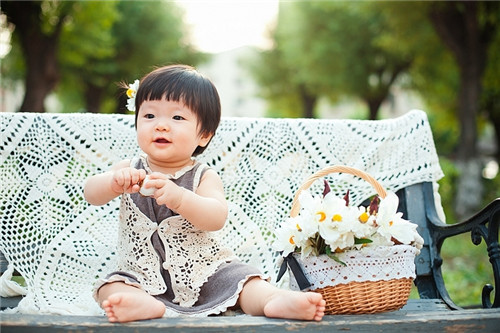 姓白的女孩子取什么好