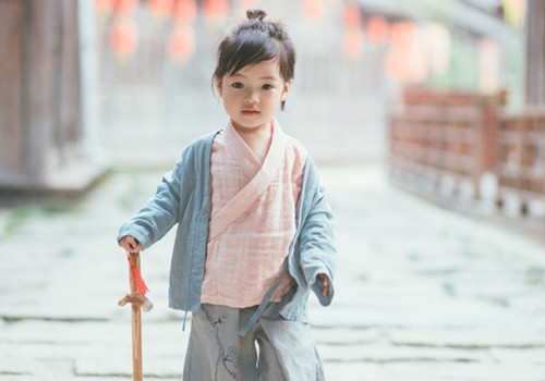 五行缺水土的女孩子名字大全